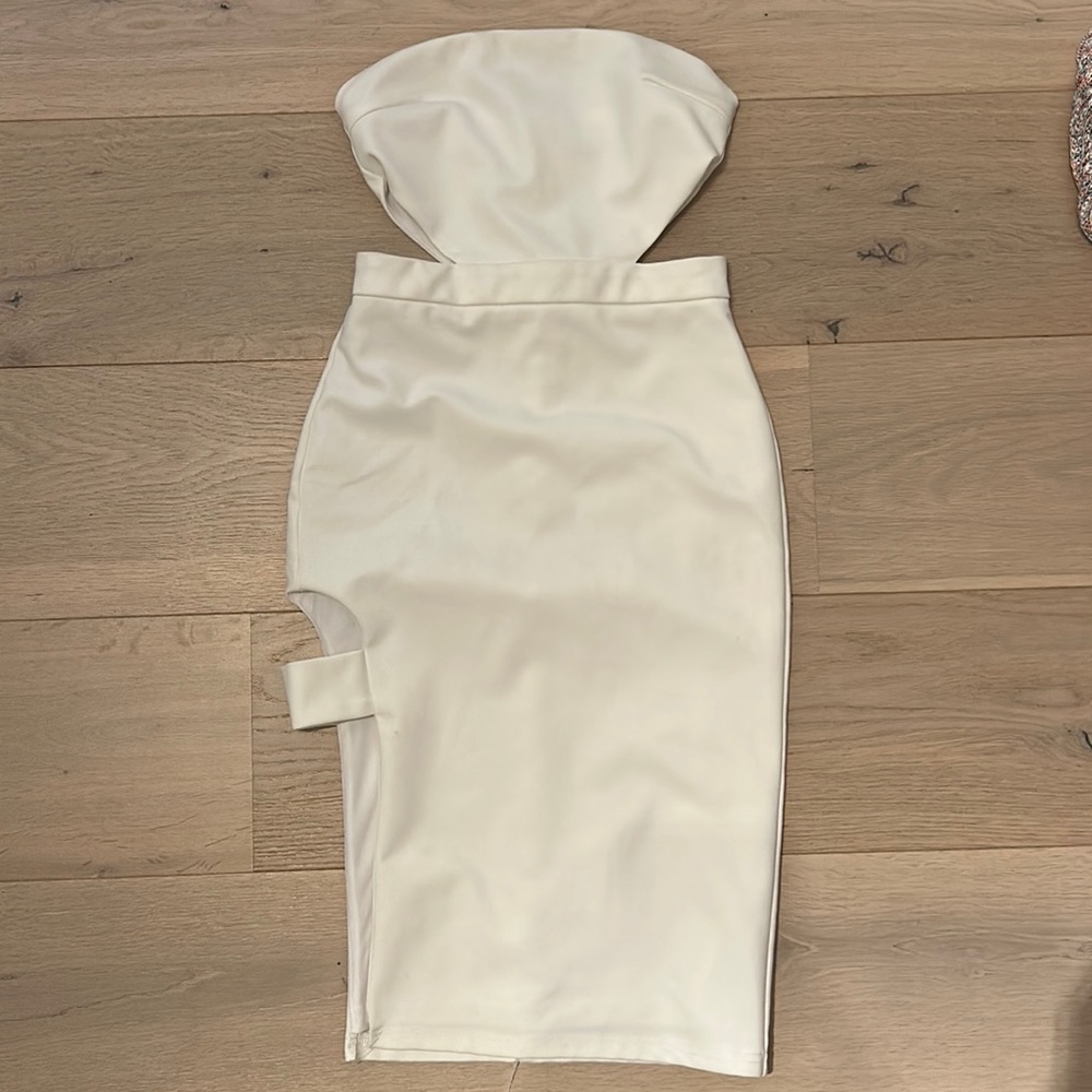 Strapless white tiger mist dress